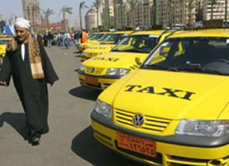 INTERNATIONAL: Au Caire, Uber met les taxis sur les nerfs