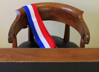 CIRCULATION ET STATIONNEMENT : Le maire aux commandes