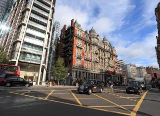 Les Blacks cabs londoniens misent sur leur « knowledge »